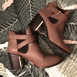FOREVER 21 SHORT BOOTS